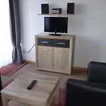 شقة Am